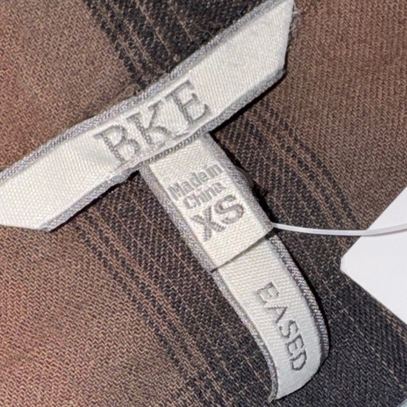 BKE Brown and Black Striped Shirt button up top button down - Picture 3 of 3